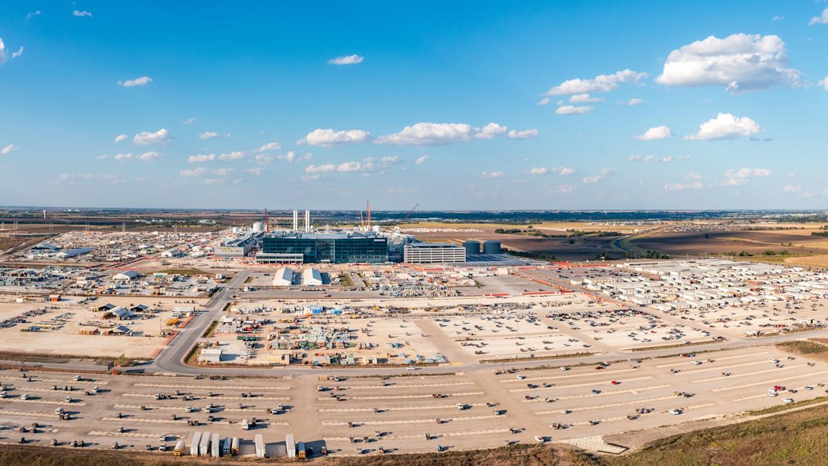 30 years ago, a Texas family donated land for a public park. Now it will be a data center bigger than 2 football fields