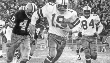 Former Cowboys WR Lance Rentzel, talented but troubled, dies at age 82