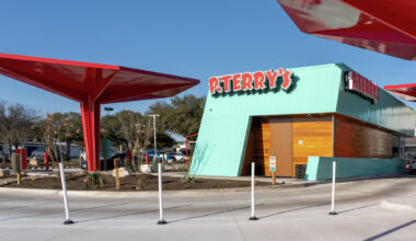Whataburger rival intros employee profit-sharing program