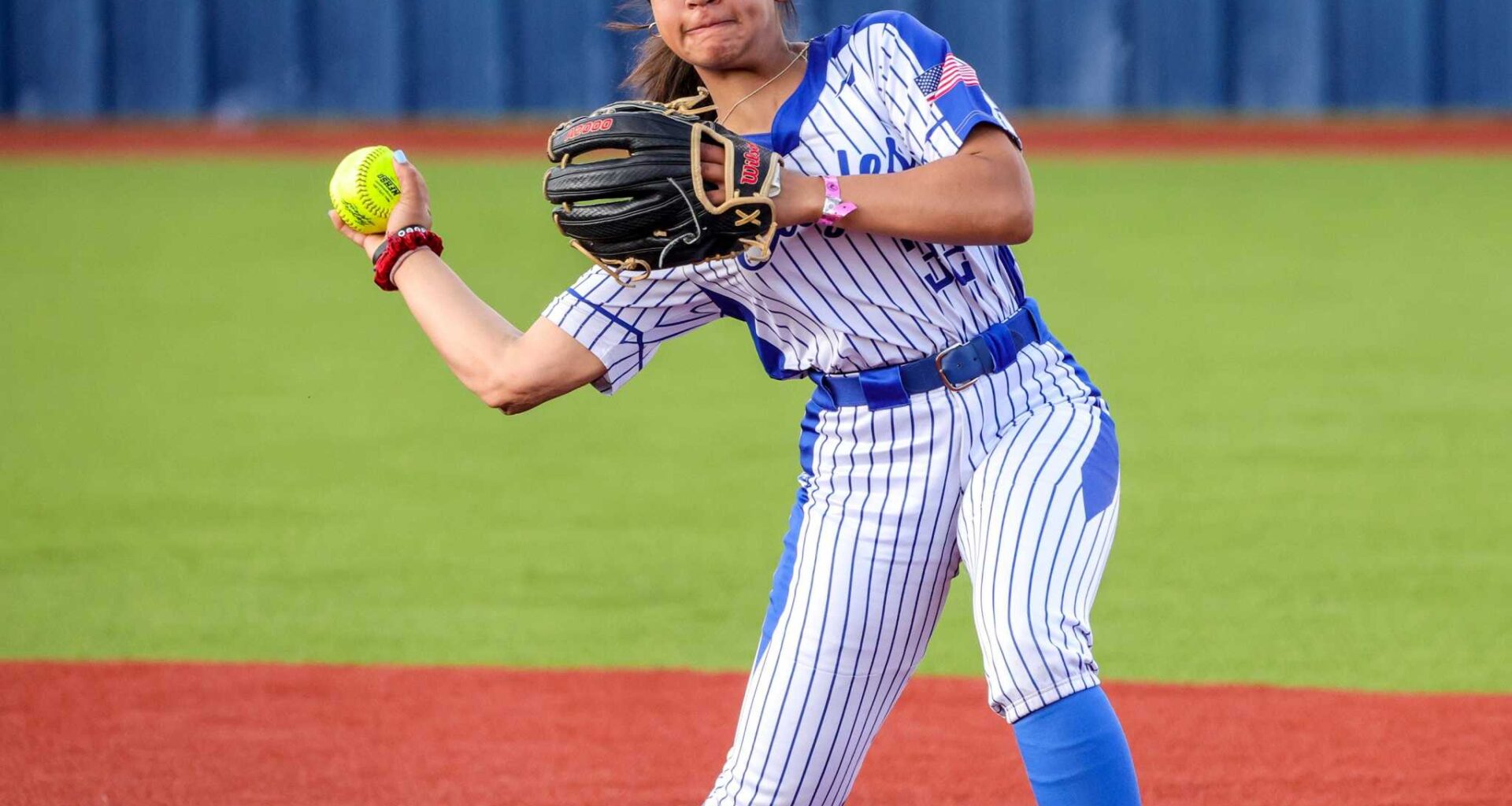 Samantha Swan: Catcher picks Texas softball in transfer portal