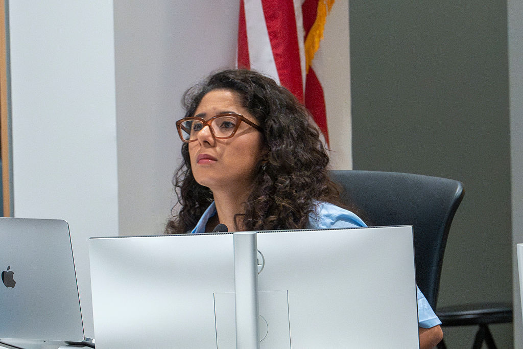 Hidalgo pushes paid mental health leave for Harris County employees