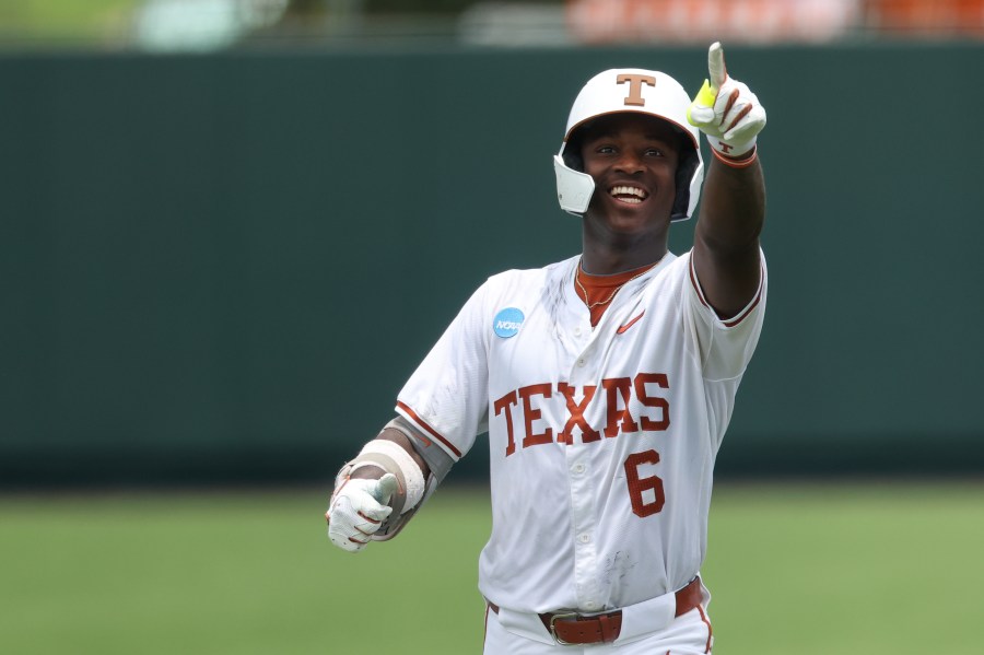 Texas’ Pack, Cozart earn national honors after standout freshmen seasons