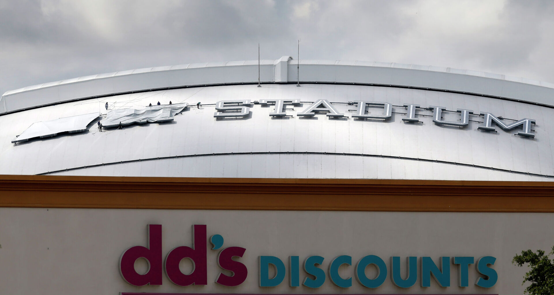 What you can and can’t bring inside AT&T Stadium for a World Cup game