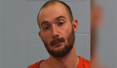 Cedar Park man arrested for stabbing outside Round Rock Tavern