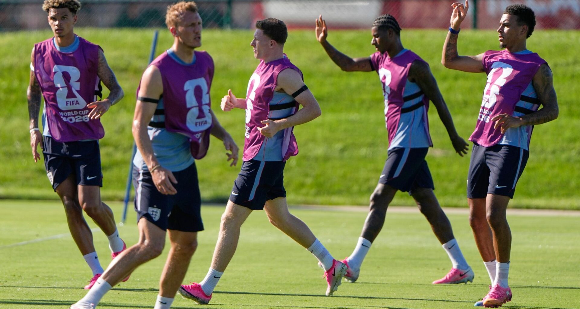 2 Texas men charged after England team gear stolen en route to Kansas City for World Cup base