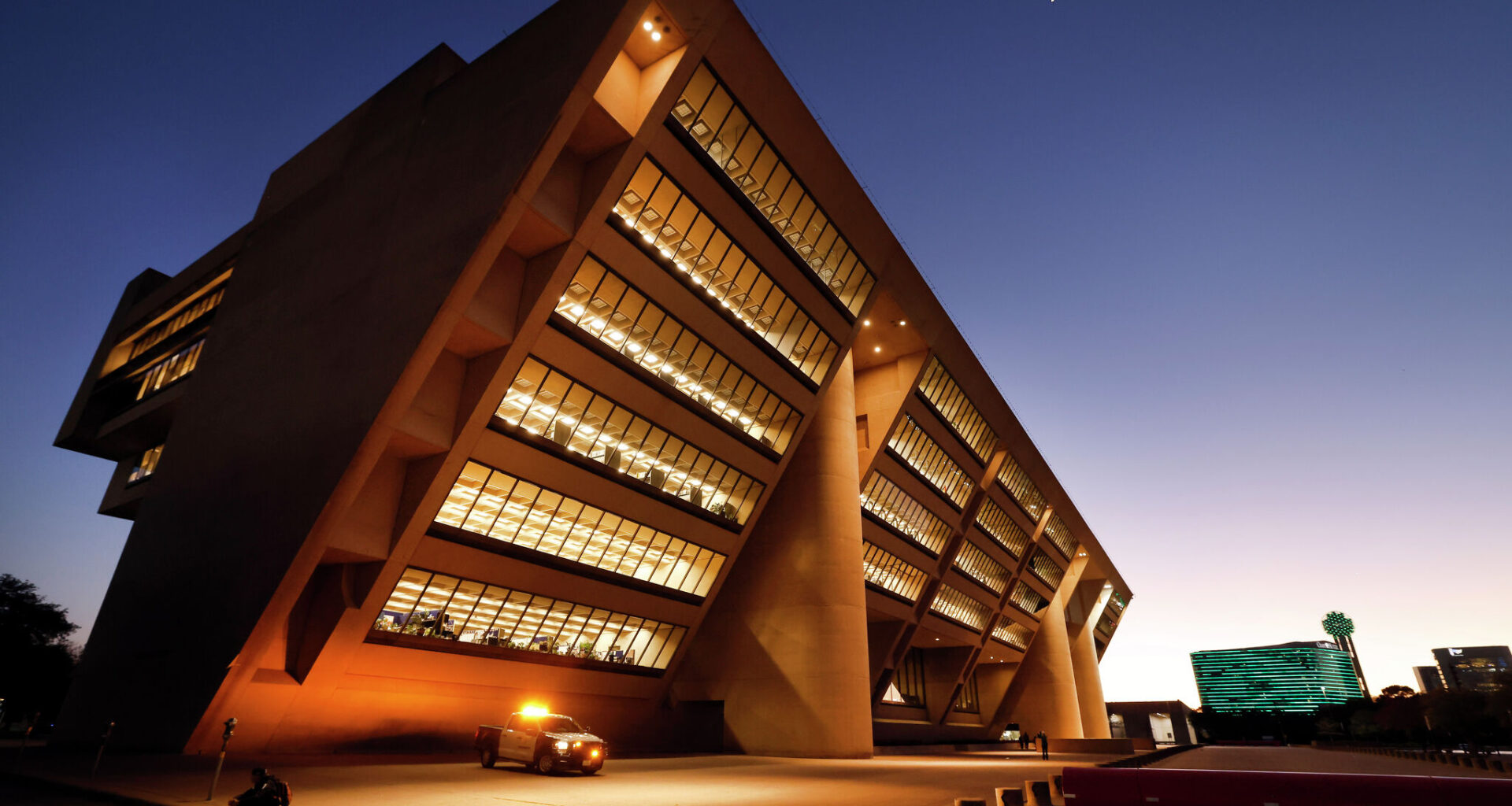 Should Dallas council vote to leave City Hall? Here’s our take