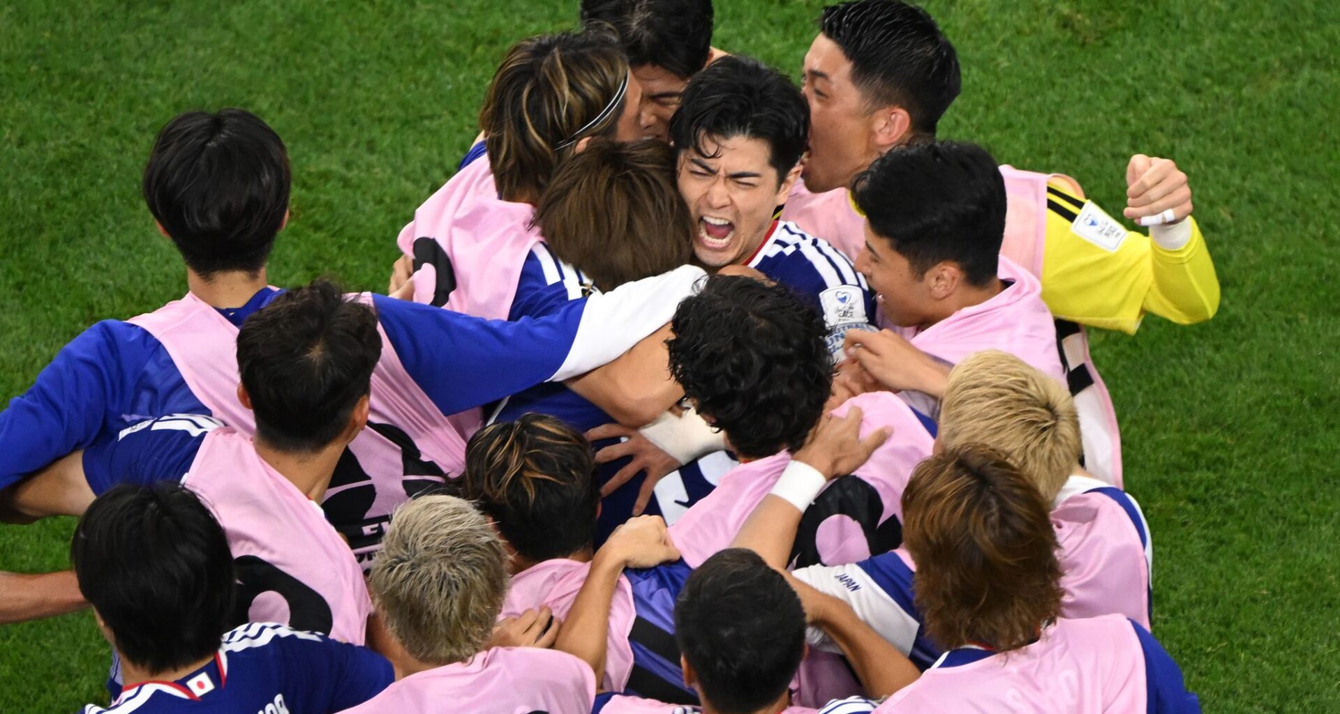 Daichi Kamada's late header gives Japan a 2-2 draw with the Netherlands in World Cup opener for both