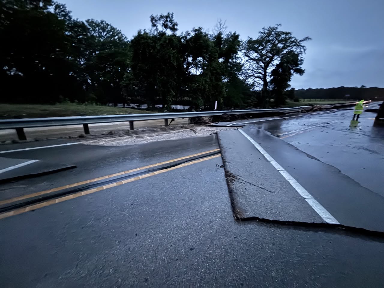 San Antonio-area road closures amid 'dangerous' flooding threat