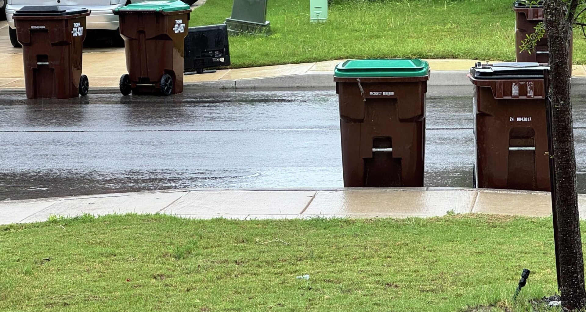 Will rains, floods delay trash pickup in San Antonio?
