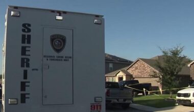 Neighbors looking for answers after man found dead, woman injured in far West Side home