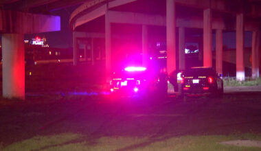 Motorcyclist falls to death from highway interchange ramp near downtown, SAPD says