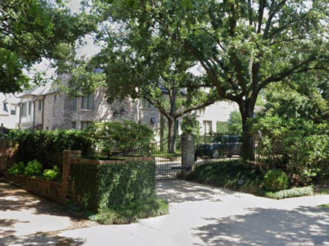 Texas oil scion cashes out of historic Houston estate