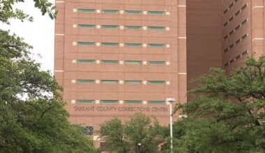 Tarrant County Jail inmate dies during medical emergency after refusing medical screening, officials say
