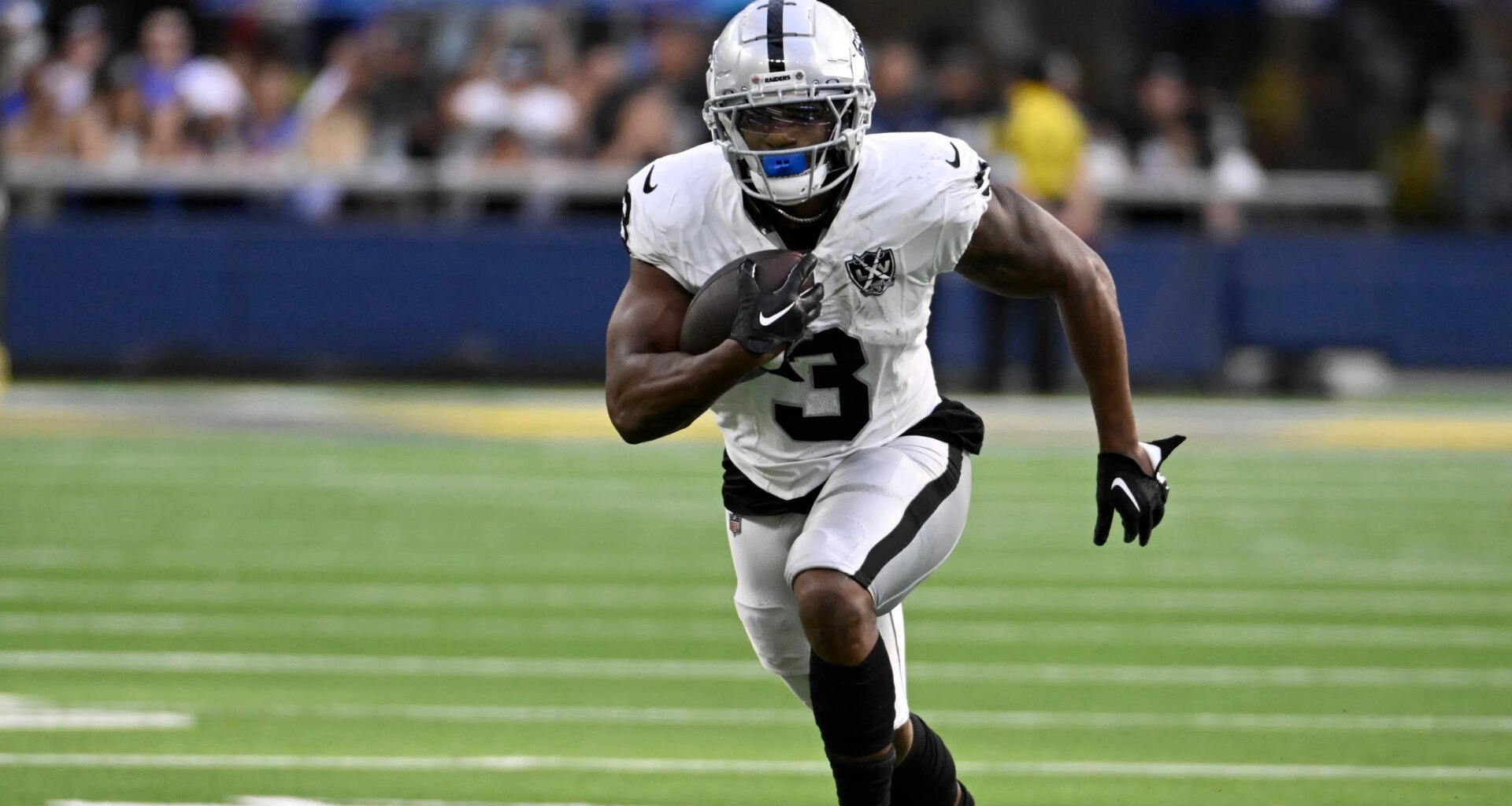 Former Raiders' RB holds workout with the Dallas Cowboys
