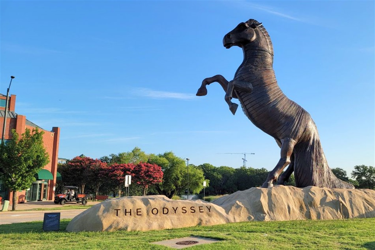 Trojan Horse Pops Up in Arlington to Promote New Movie 'The Odyssey'