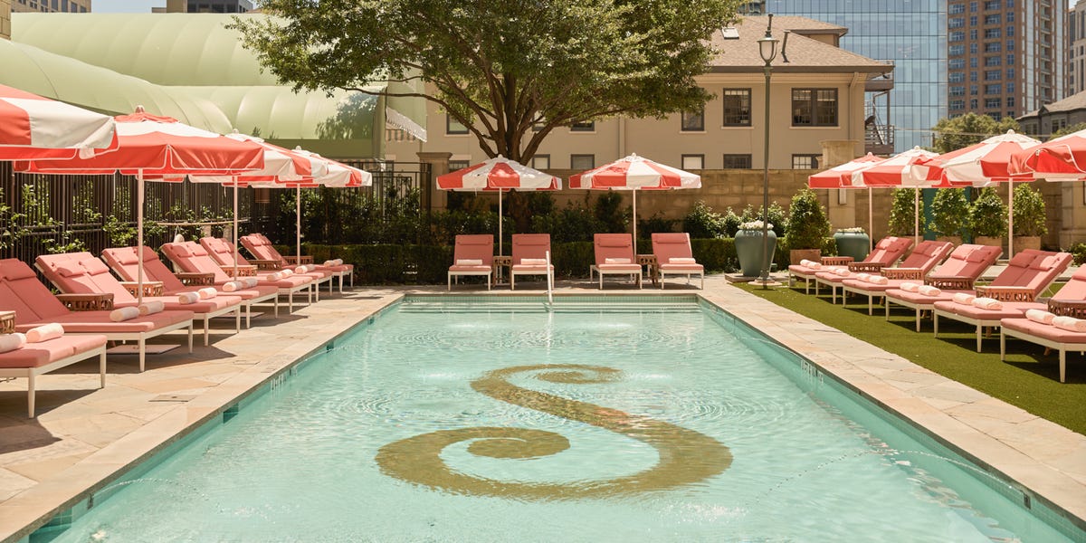 A Historic Hotel in Dallas That Hosted Audrey Hepburn and Elvis Presley Reopens After a Major Renovation