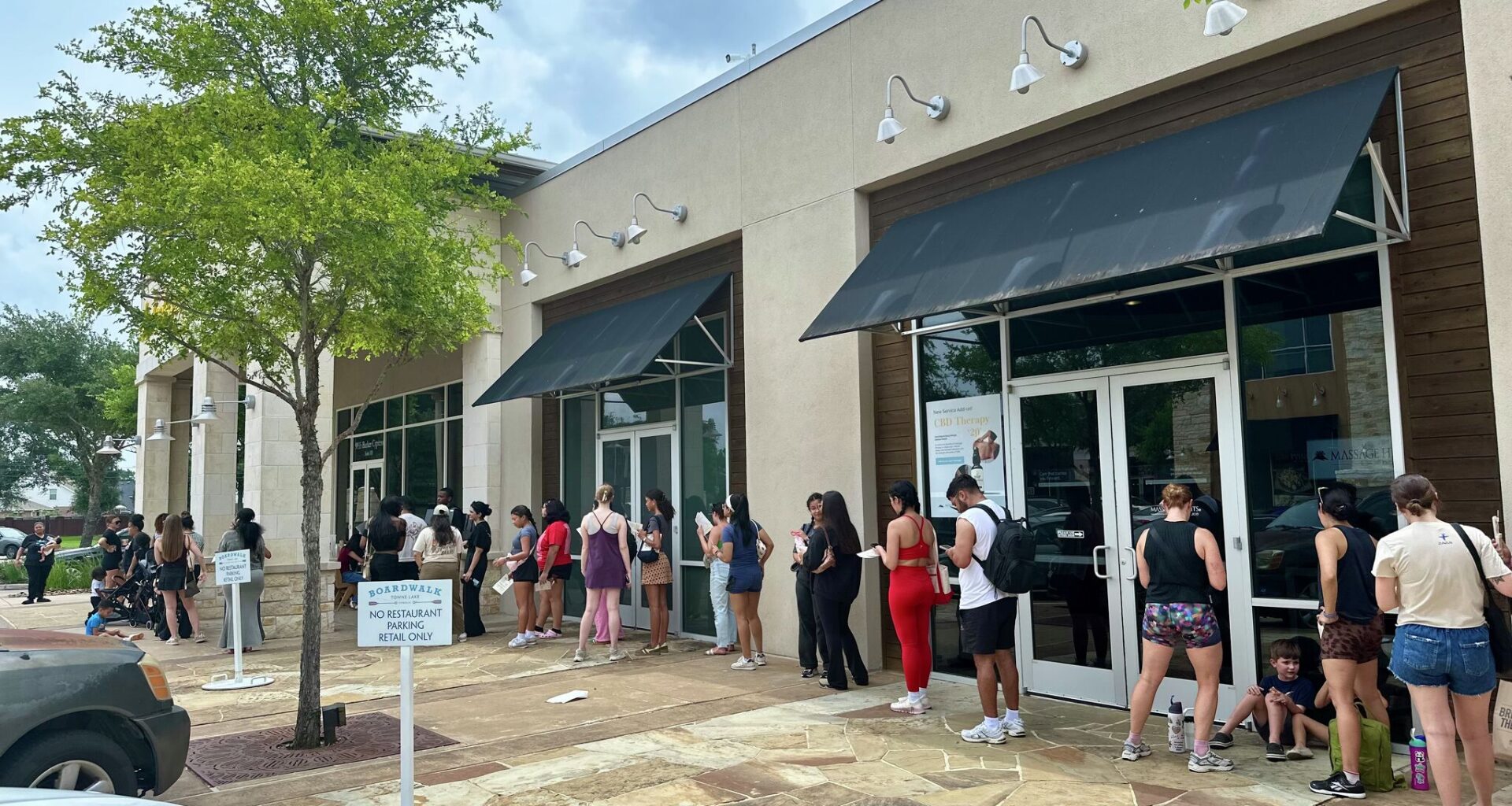 Popular Dallas coffee chain debuts first drive-thru in Houston