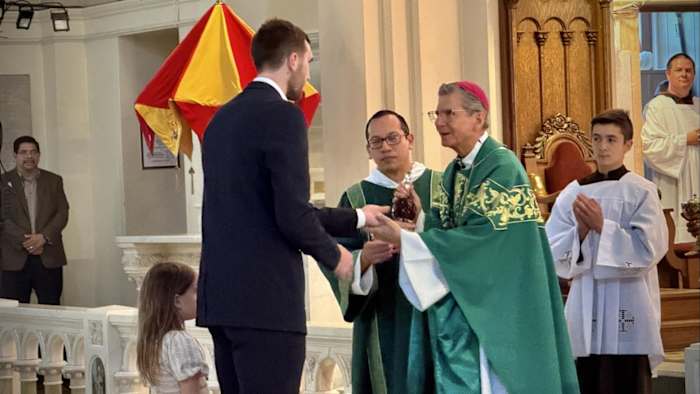 Spurs center Luke Kornet attends special Mass celebrating sports in San Antonio