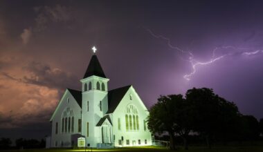 Texas may see hail, thunderstorms amid summer heat this week