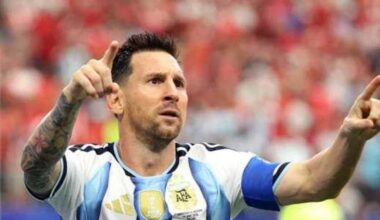 Lionel Messi breaks World Cup scoring record at thriller in Arlington
