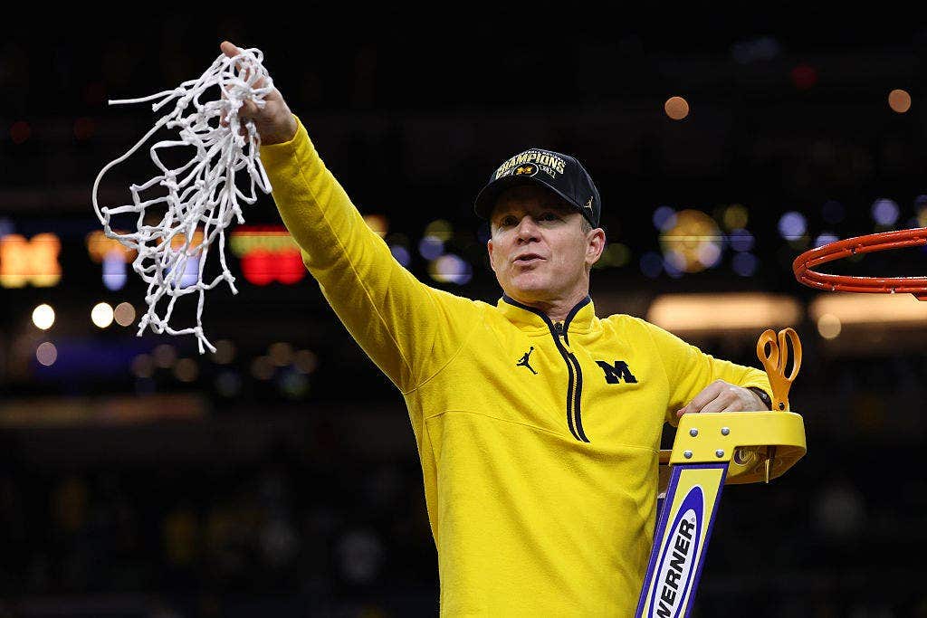 Dallas Mavericks hiring Dusty May as head coach after Michigan title