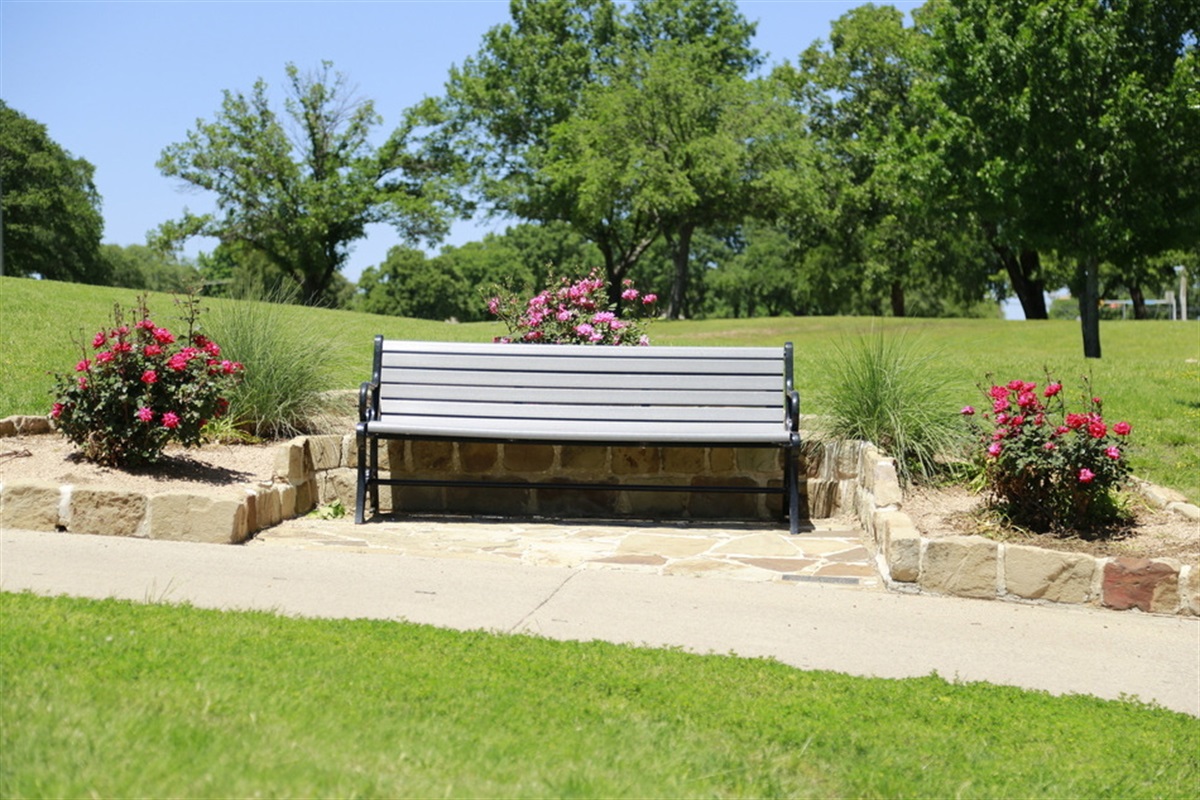 Arlington to Dedicate Clete McAlister Trail at Veterans Park