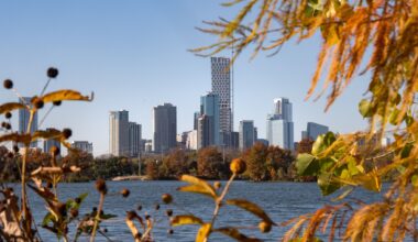 NHL exploring Texas expansion opportunities in Houston and Austin, AP source says