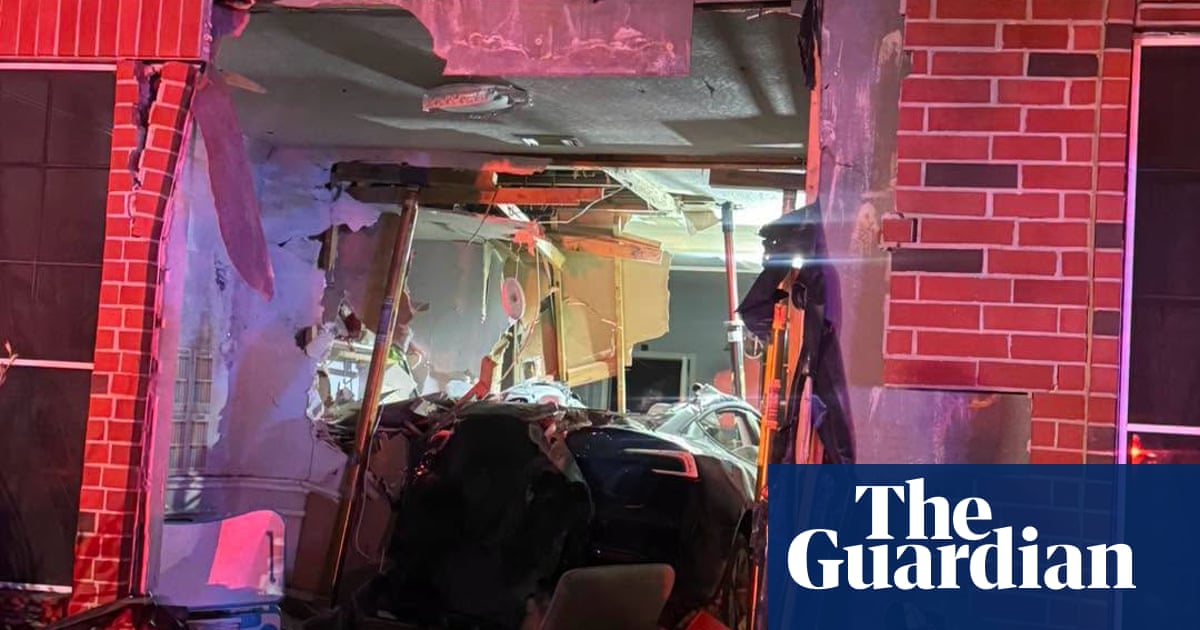 Top auto regulator investigates deadly Tesla crash into Texas home | Tesla