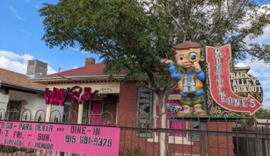 Experience The Unique Dinner Theater In El Paso's Back Alley