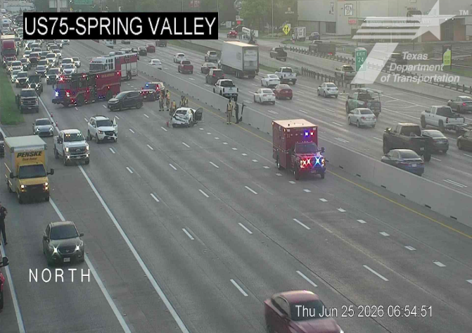 Collision closes all southbound lanes of U.S. 75 in Richardson