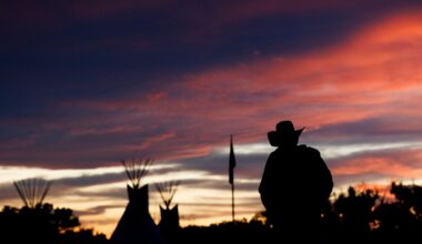 Native Americans commemorate victory at Little Bighorn with horse races, dance and song