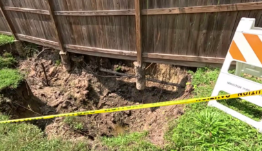 Growing sinkhole in Houston's Third Ward raising safety concerns for business owner, neighbor