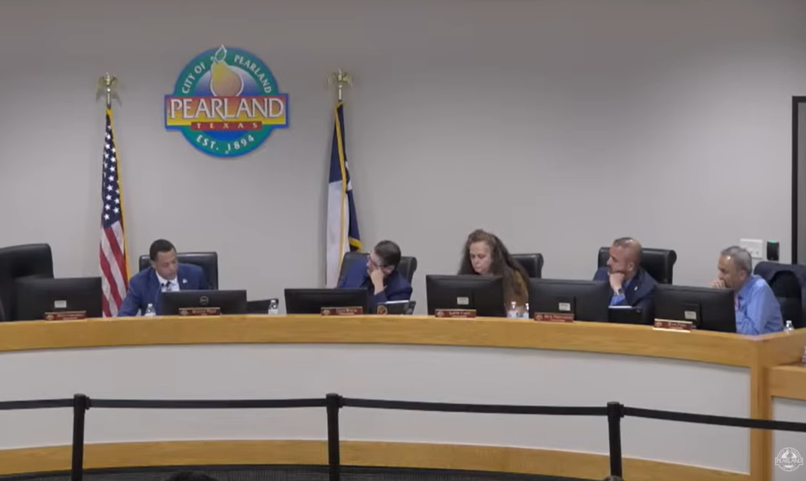 Political clash erupts in Houston suburb as new mayor steps in