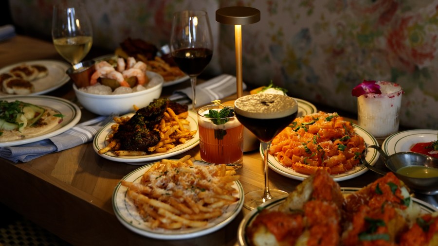 New East El Paso eatery offers comfort food and cocktails