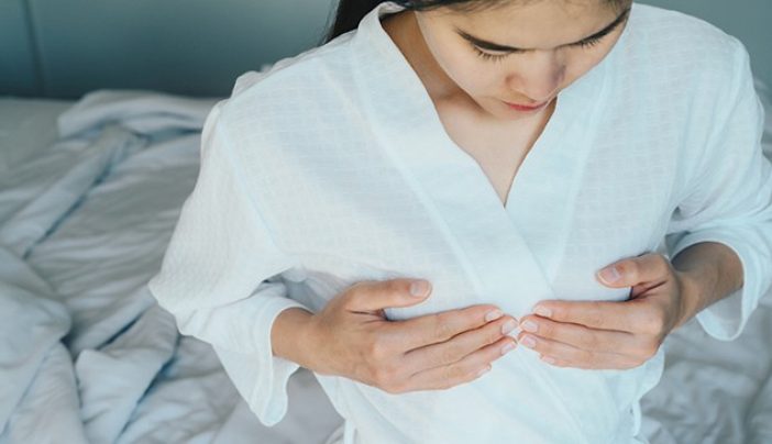 Bilateral breast cancer: Symptoms, risk factors and prognosis