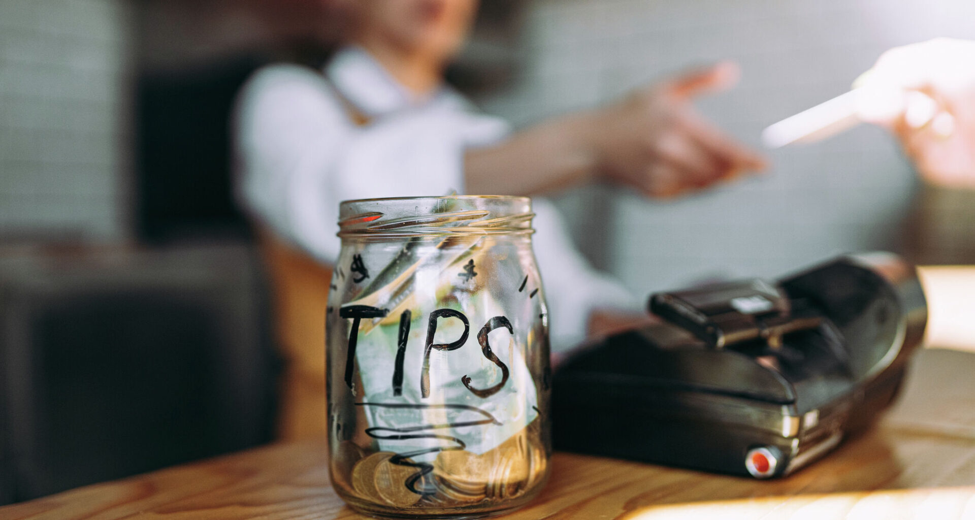 World Cup tourists learn about U.S. tipping culture in Texas