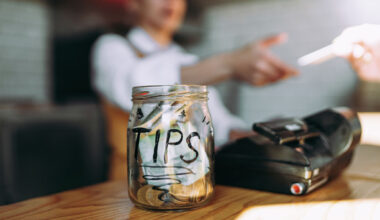 World Cup tourists learn about U.S. tipping culture in Texas