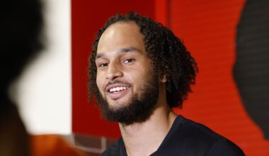 Mavs' Dereck Lively II unable to run, jump 6 months after foot surgery