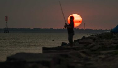 Search continues for teen missing near Texas City Dike