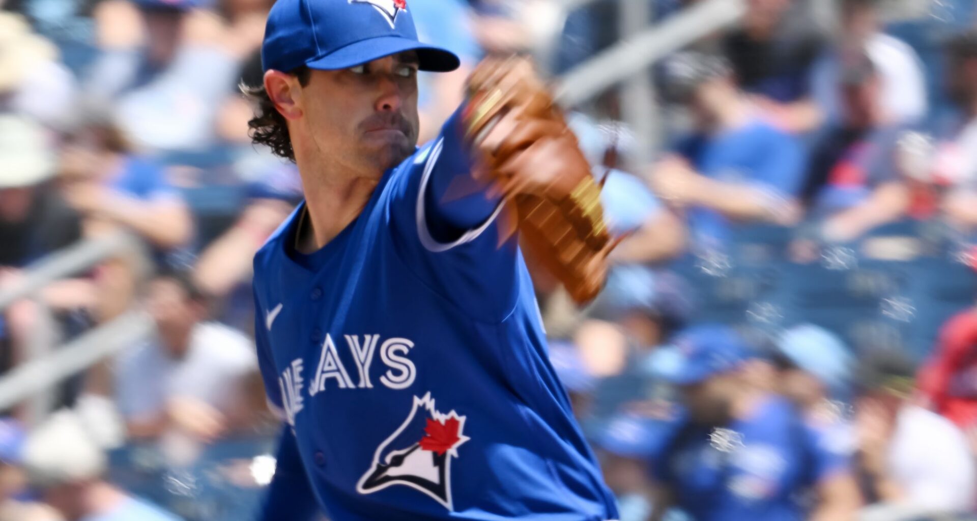 Rangers complete 4-game sweep of slumping Blue Jays with 3-2 victory