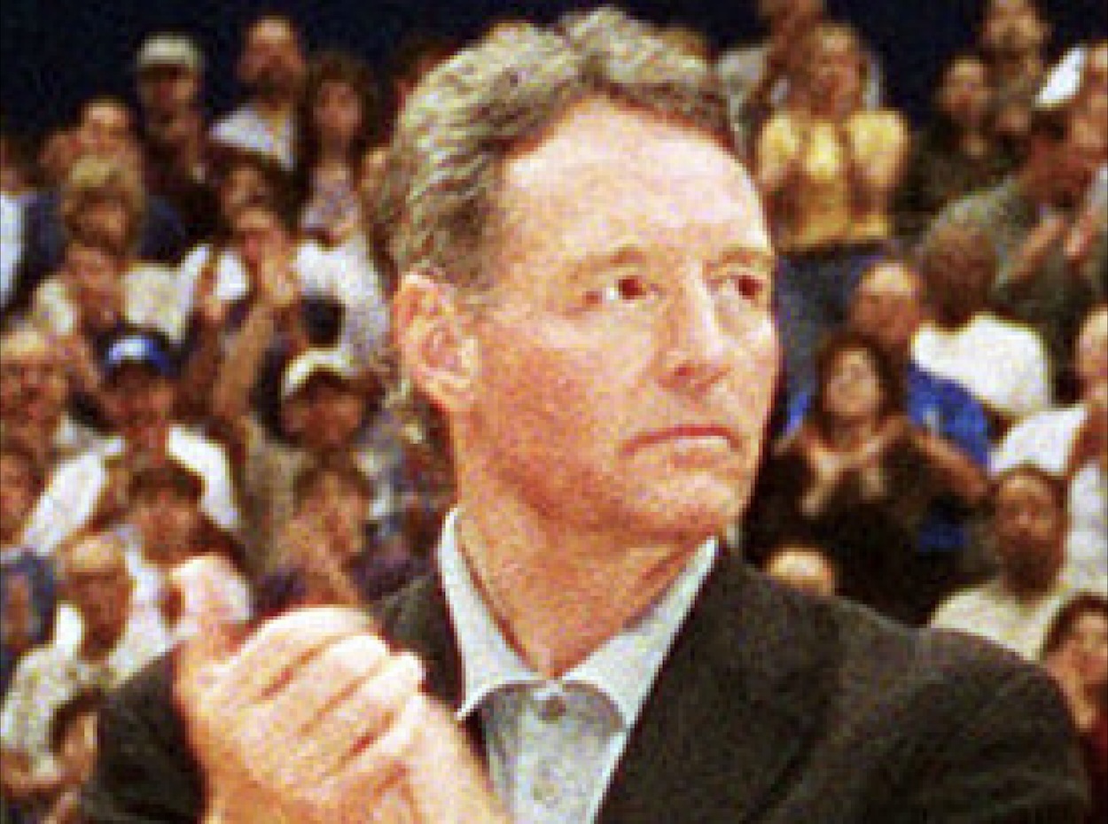 Former San Antonio Spurs owner Peter M. Holt, not his son, bought land in Hawaii, public records show