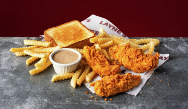 Three-finger meal at Layne's Chicken Fingers.