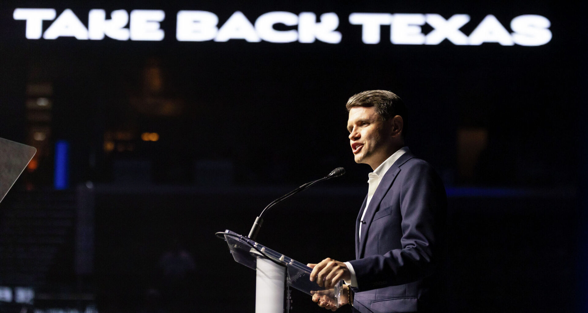 Texas voters, pick your issue: Affordability or Sharia?