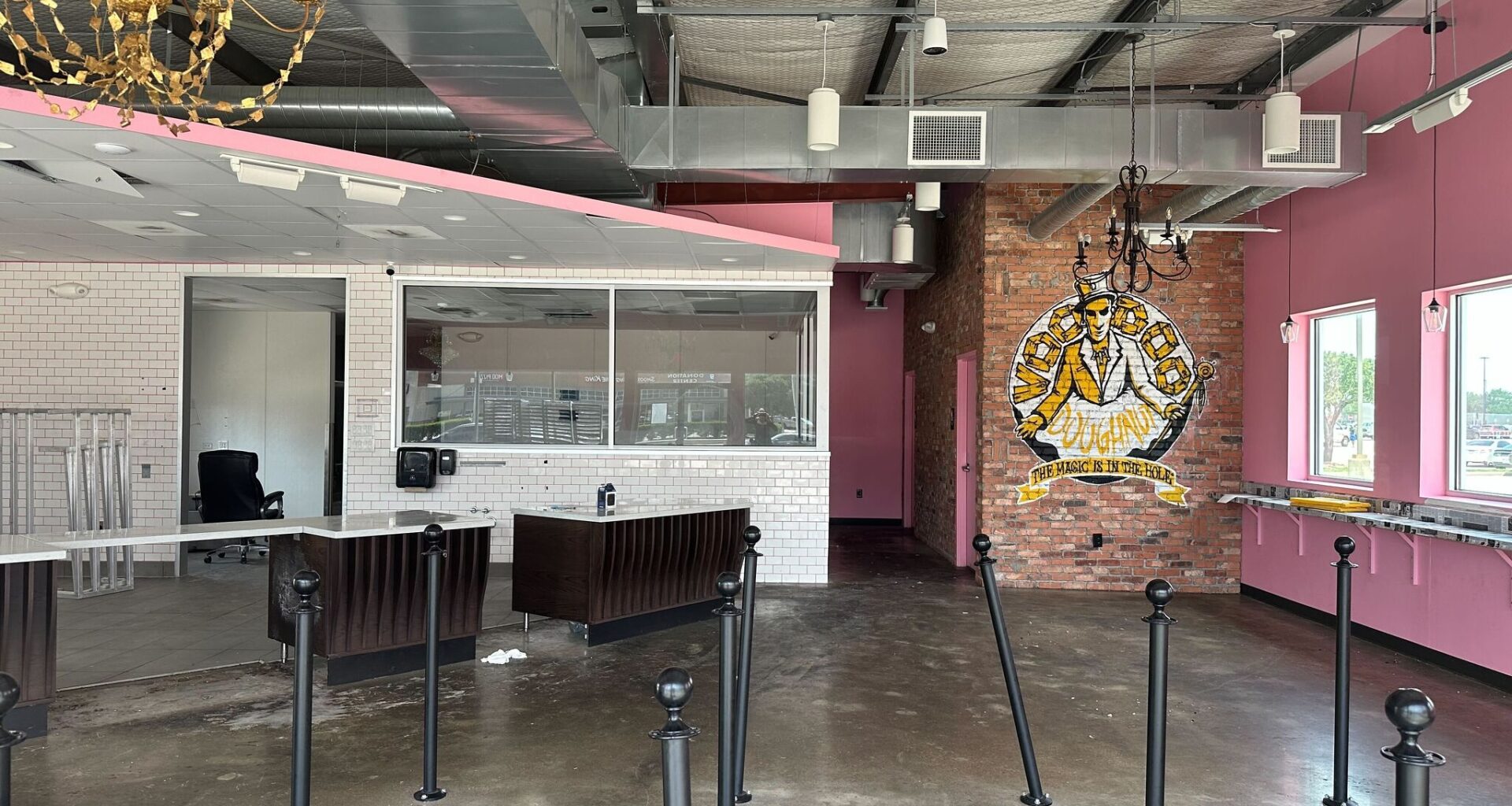 Is it a full retreat? Doughnut chain closes two Houston spots.
