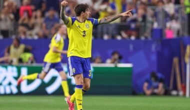 When in Texas: Wife of Sweden's Victor Lindelöf thrown off mechanical bull during the World Cup