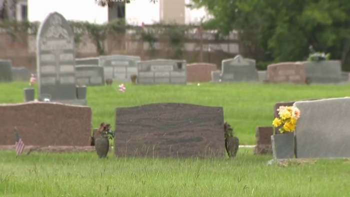 2 Helps You: Fighting for Houston woman after $5K memorial to honor mother is delivered damaged to local cemetery