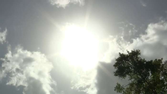 Houston doctor urges heat illness prevention as workers battle summer heat