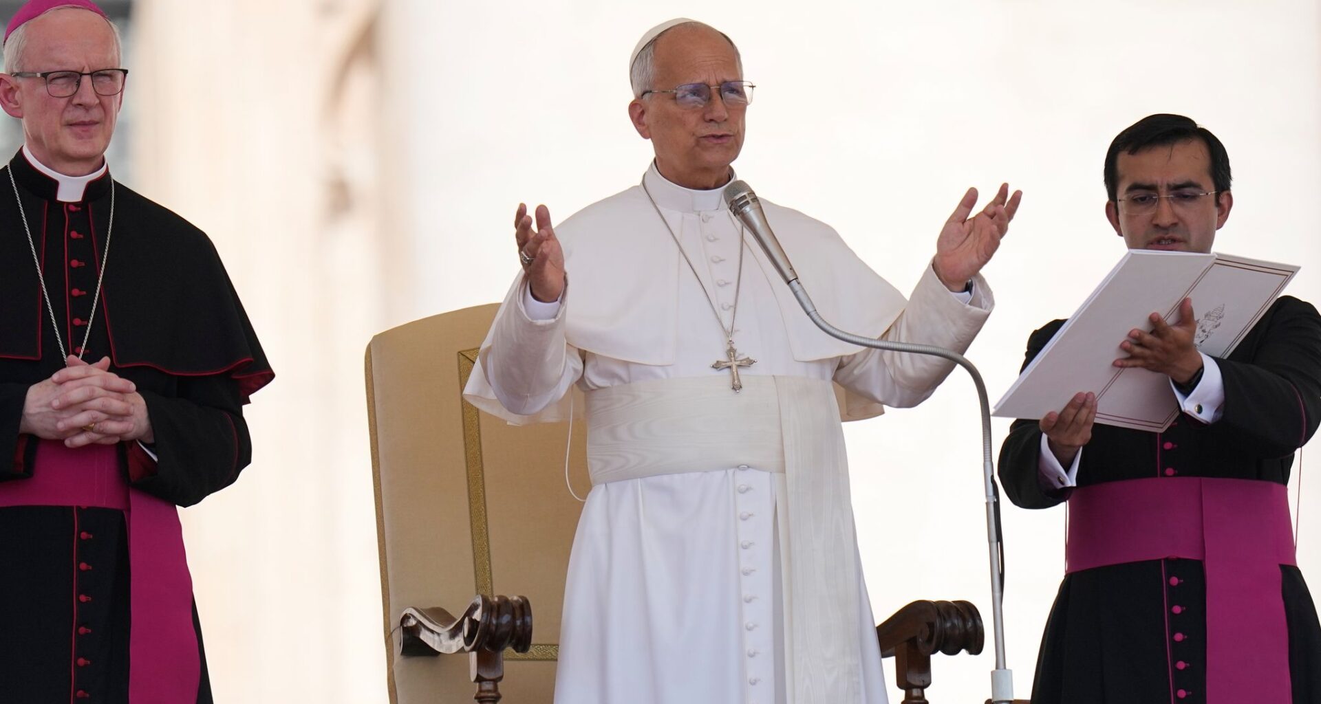 Pope begs breakaway traditionalist group to back off bishop consecrations