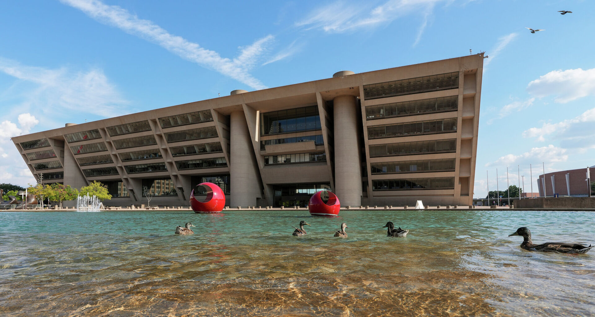 Dallas City Hall lands on "most endangered" lists