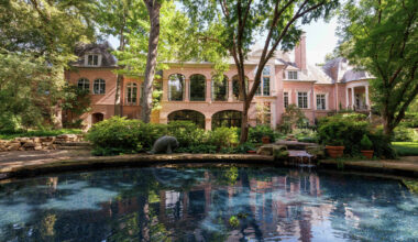 Cinemark founder sells Dallas megamansion with private 20-seat theater